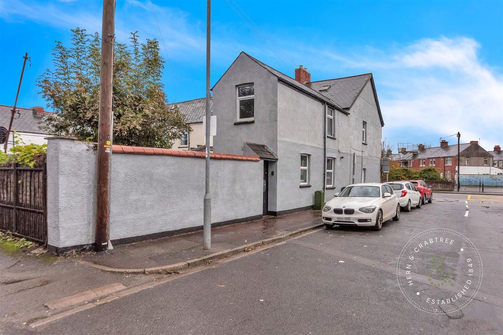 Property photo 1 of 26 Leckworth-Road-23.Jpg