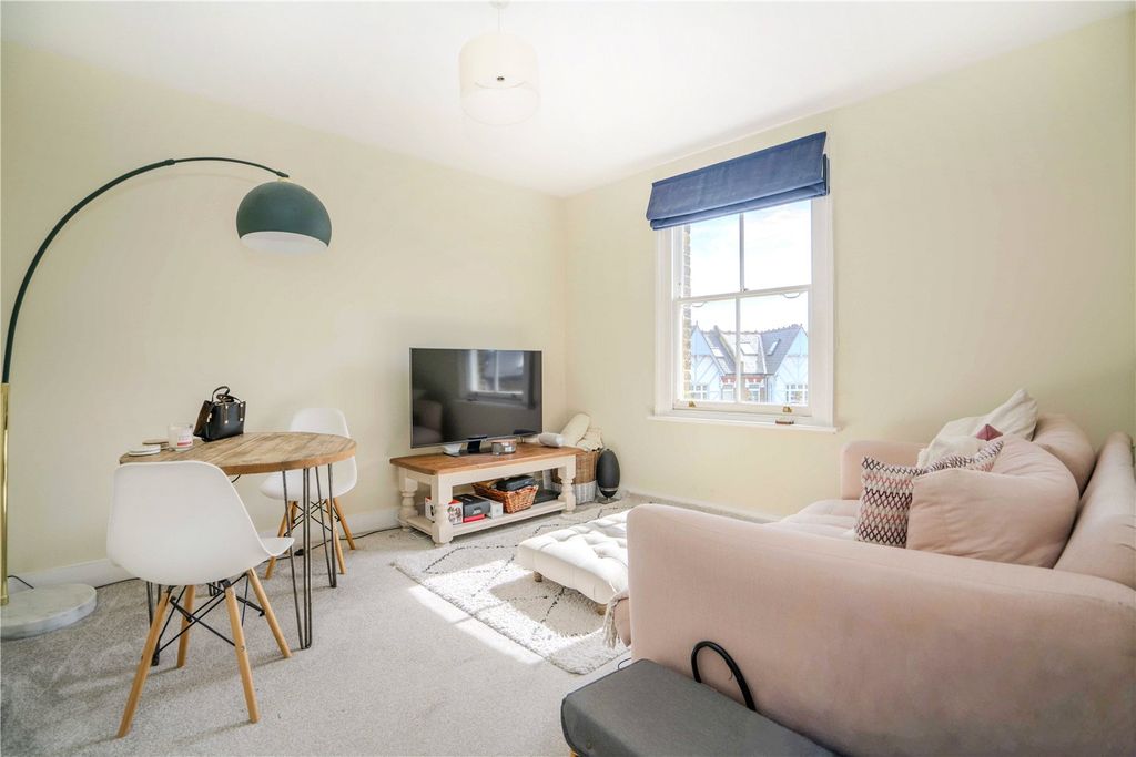 Property photo 2 of 11 Picture No. 09