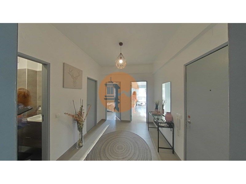 Property photo 2 of 30