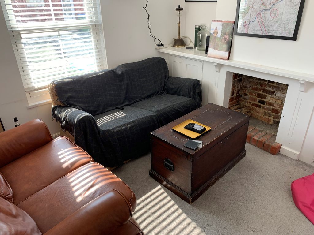 Property photo 3 of 12