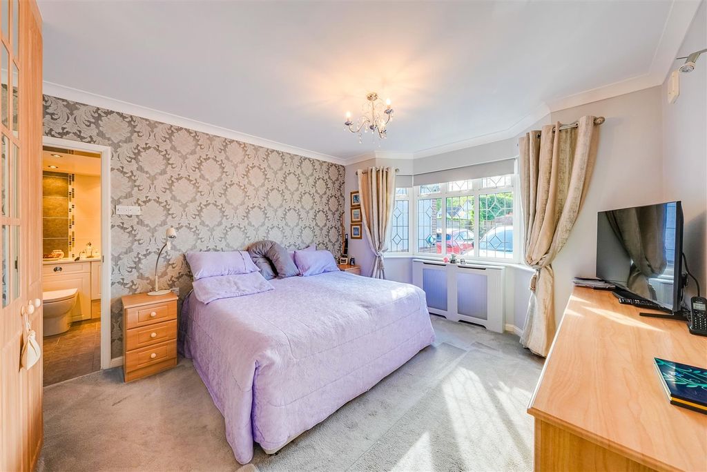 Additional image 10 of 4 bed detached bungalow for saleGorsewood Road, Hartley, Longfield DA3