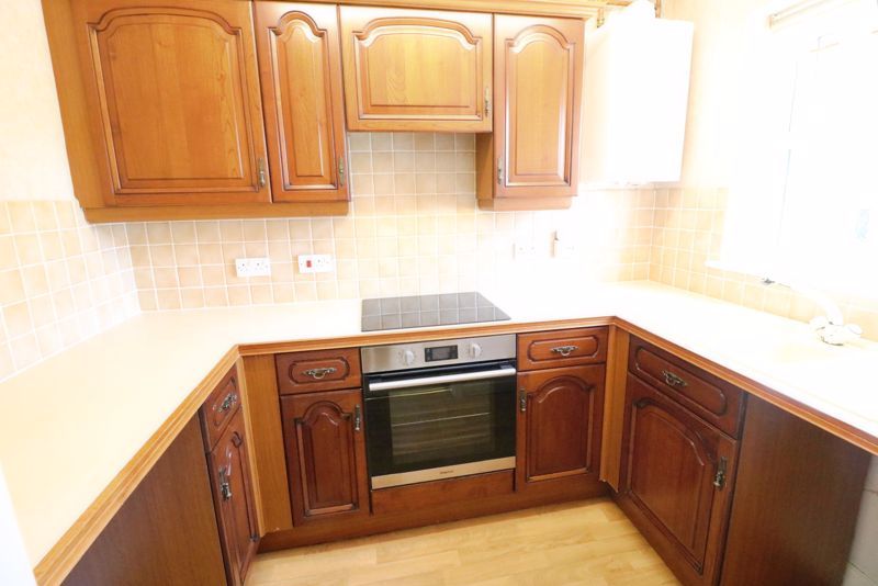 Property photo 3 of 7 Photo 6