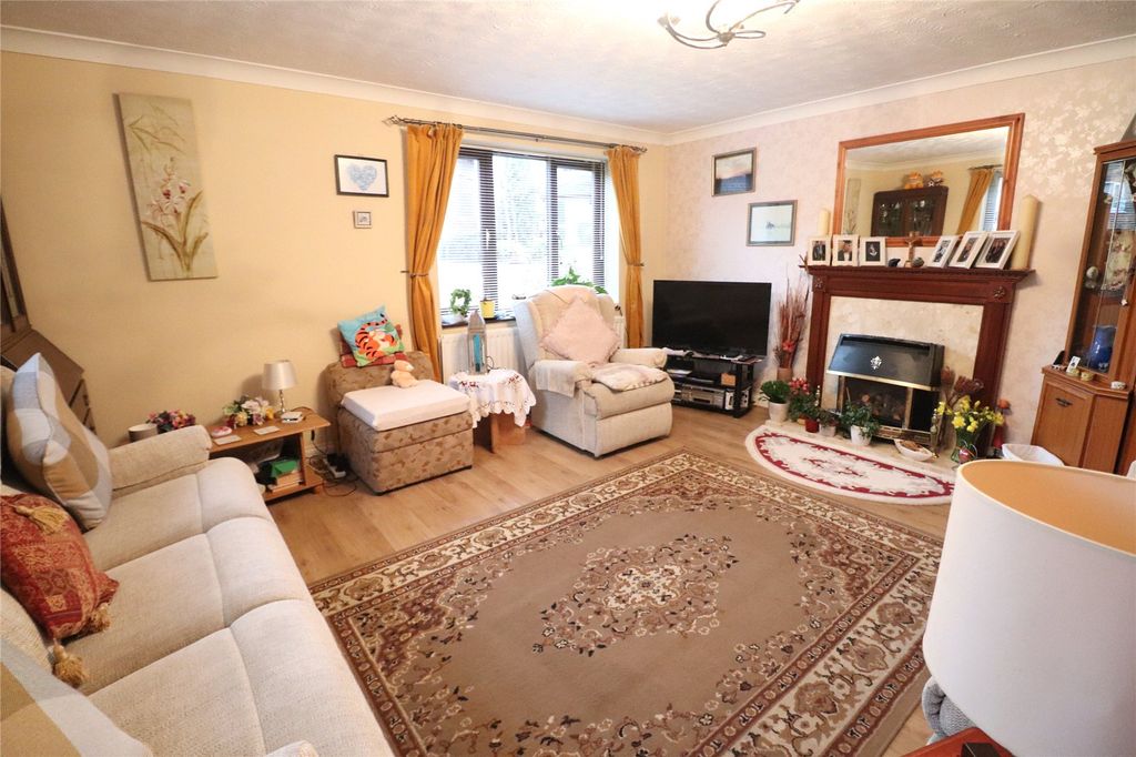 Property photo 2 of 26 Picture No. 05