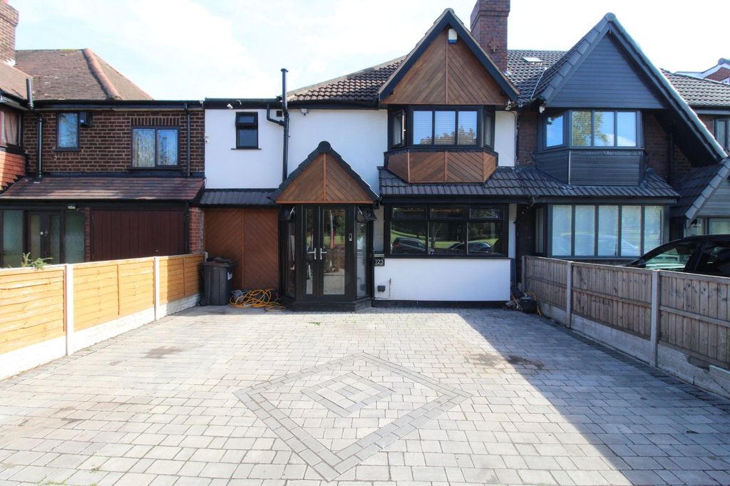 Property photo 1 of 18 Picture No. 01