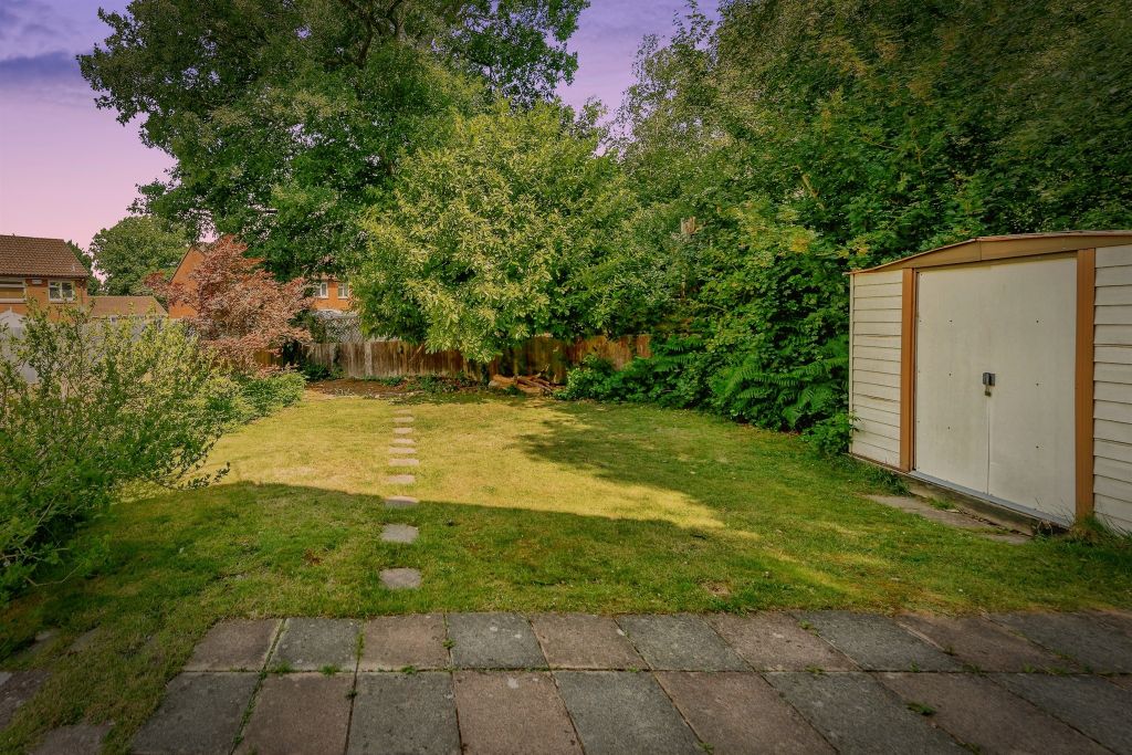 Property photo 2 of 17