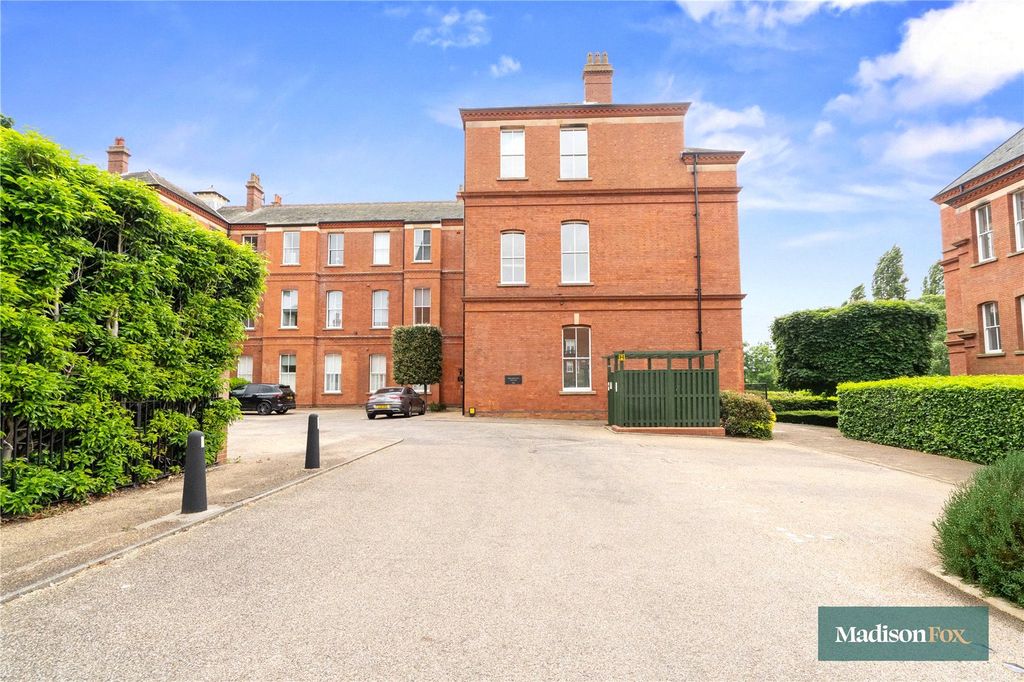 Property photo 1 of 15 Picture No. 17