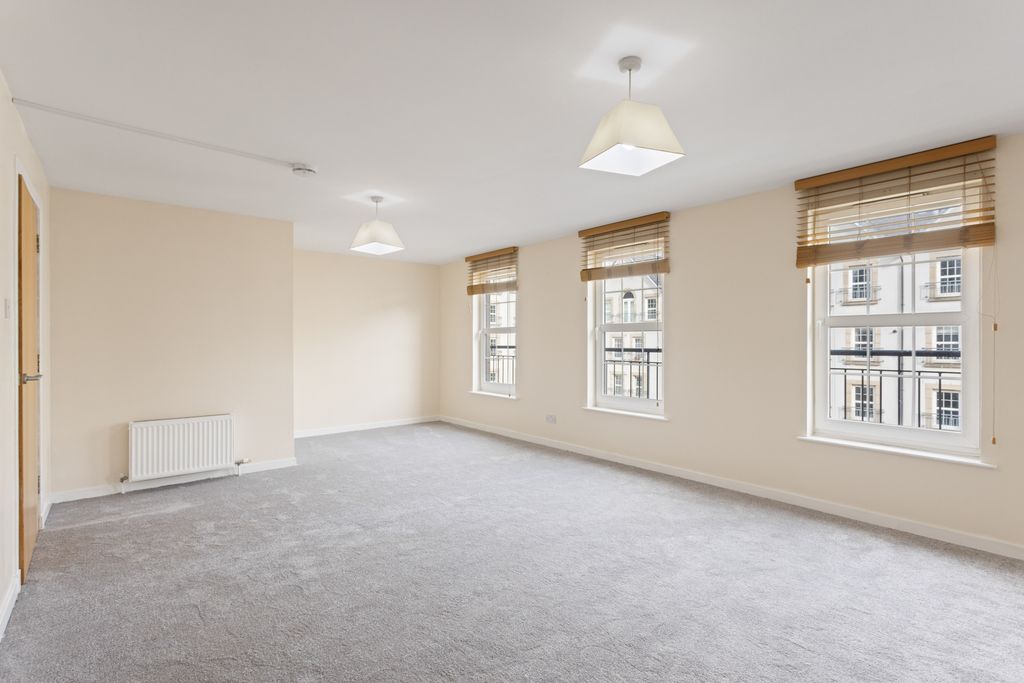 Property photo 3 of 23 Property Image 3