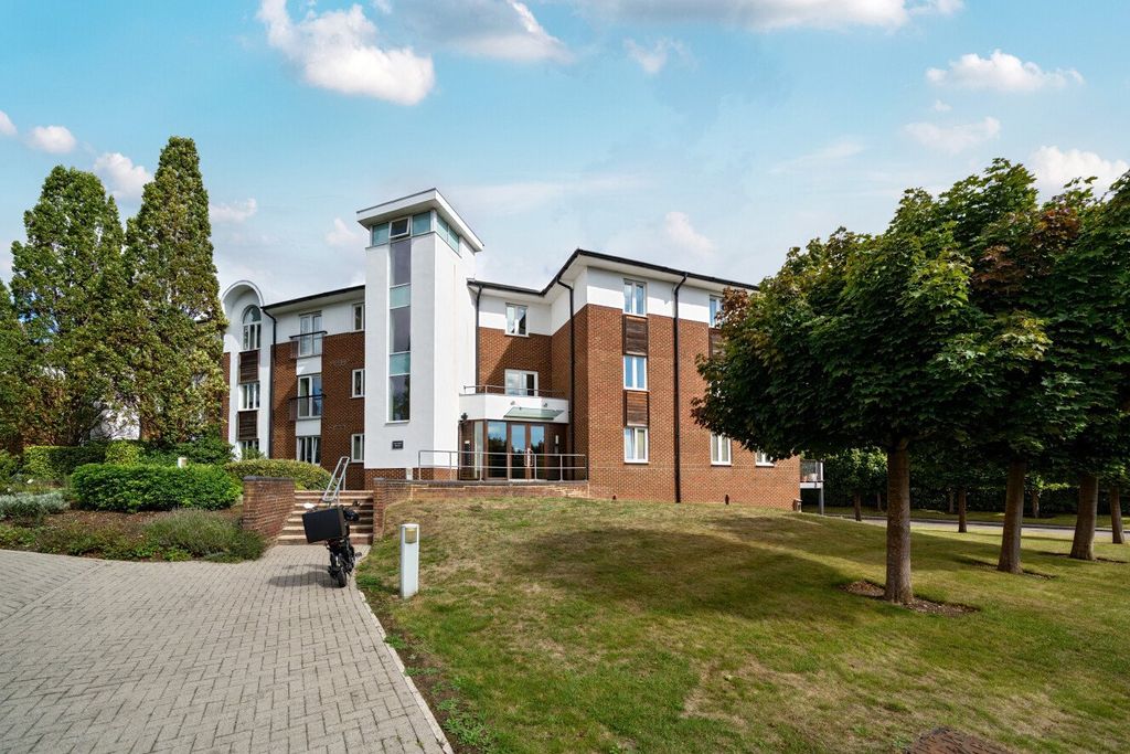 Property photo 1 of 17 Picture No. 22