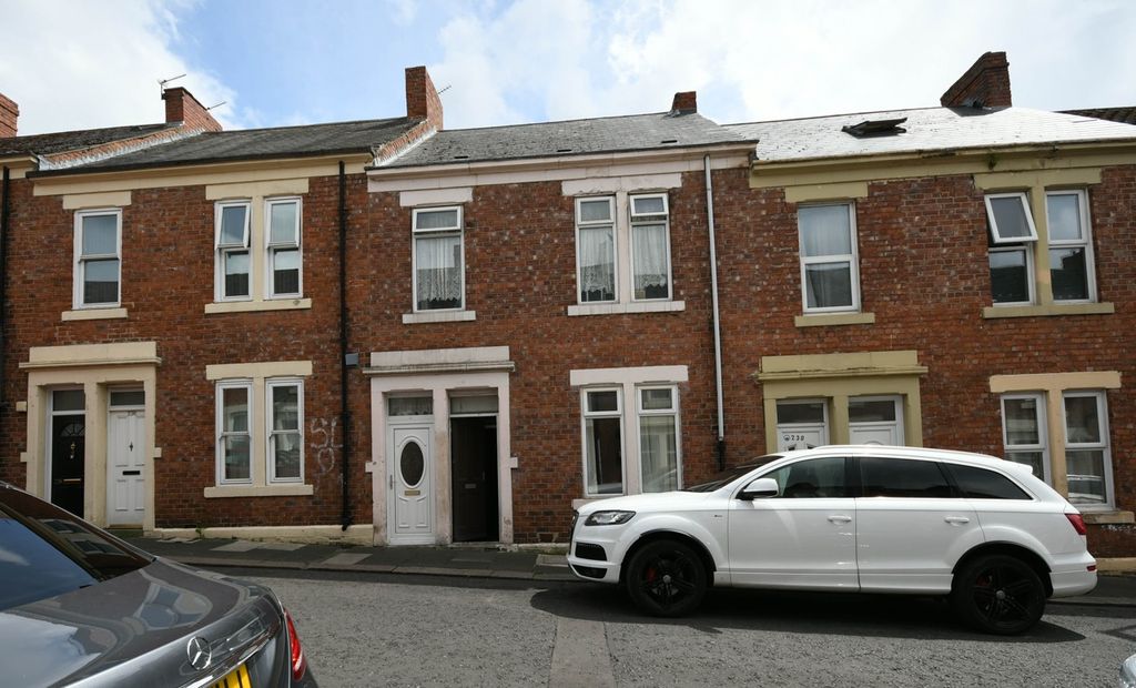 Property photo 1 of 30