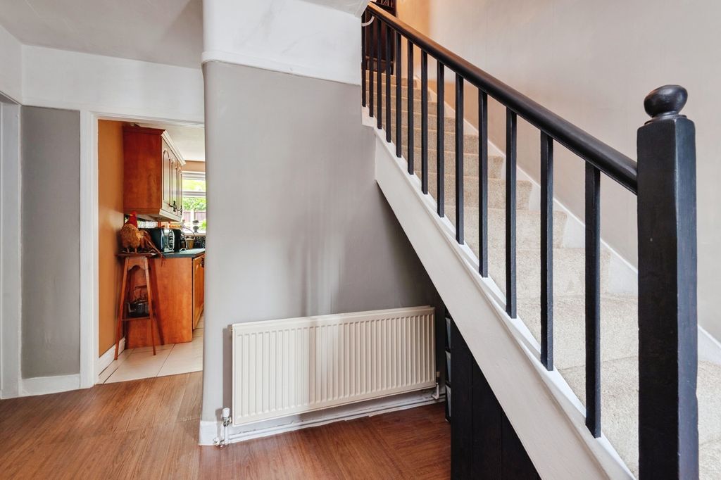 Property photo 3 of 18 Pbox-Img.Jpg