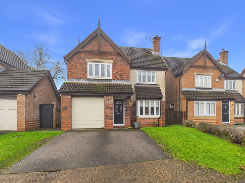 Property photo 1 of 15 External