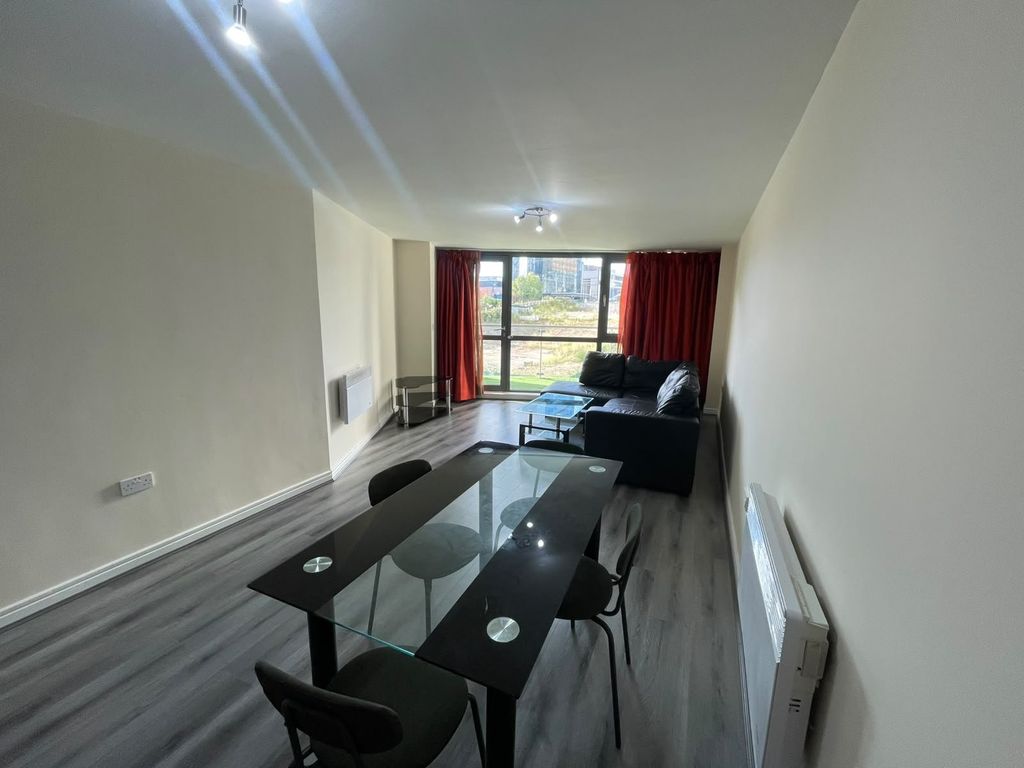 Property photo 2 of 12 Picture No. 44