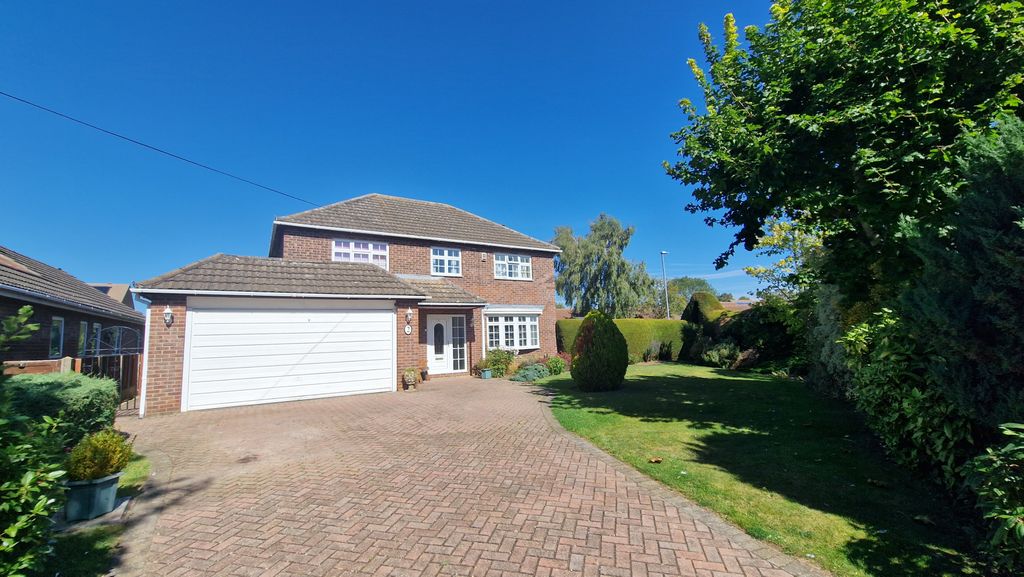 Property photo 1 of 28