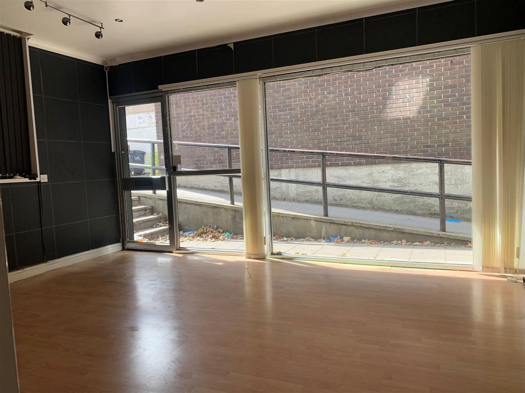 Property photo 2 of 10 5.Jpg