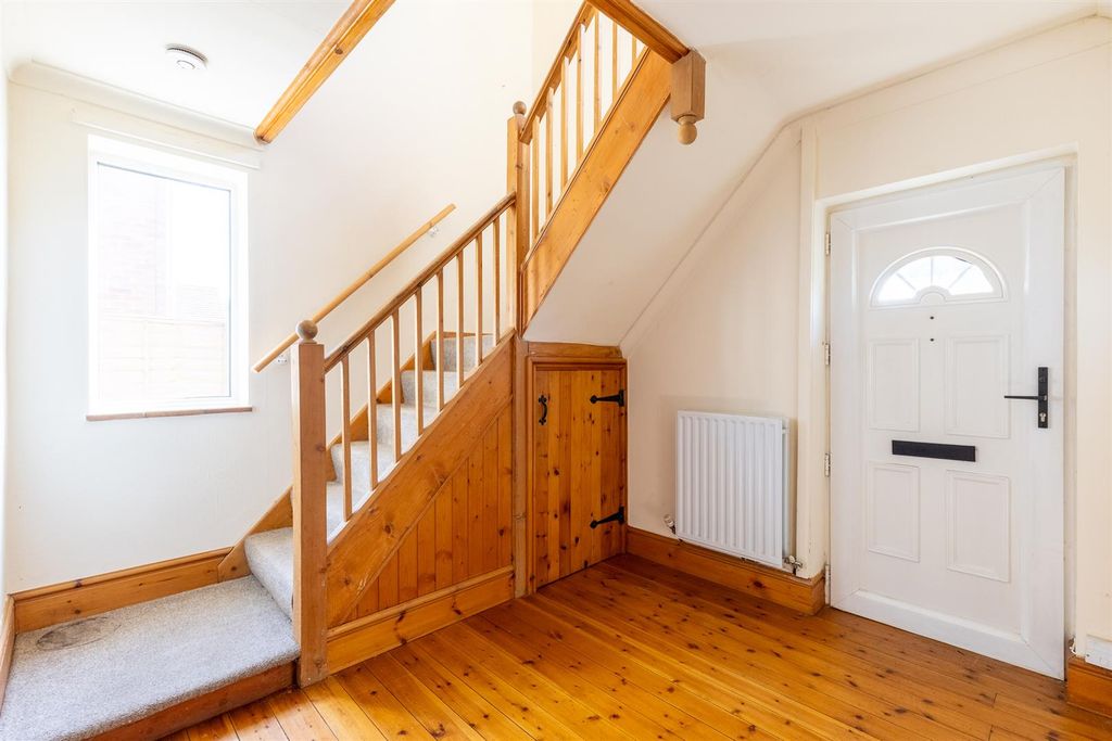 Property photo 2 of 17 7Ravenscorner-2.Jpg