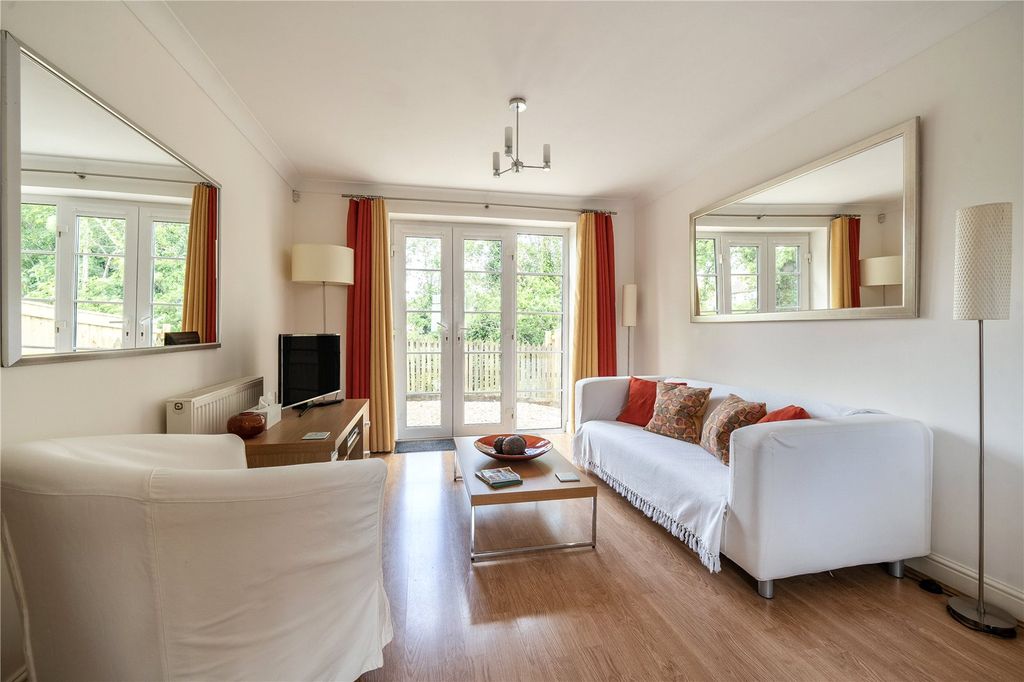 Additional image 8 of 2 bed flat for saleWoolbrook Road, Sidmouth, Devon EX10