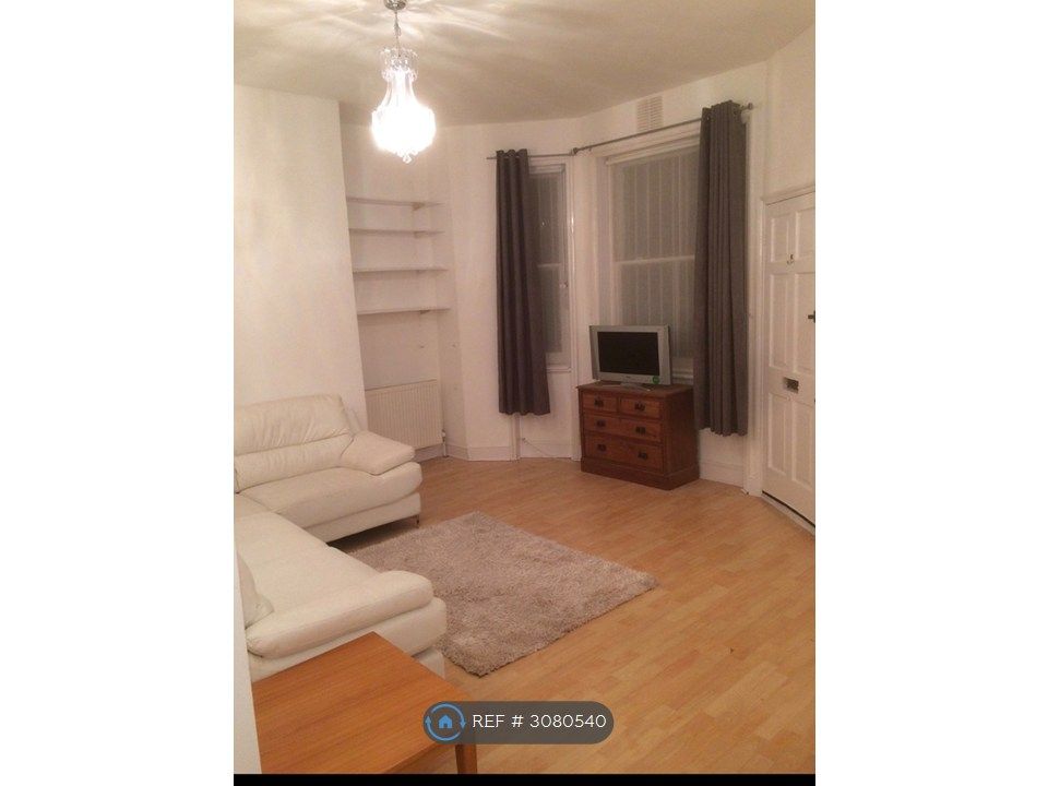 Property photo 3 of 13