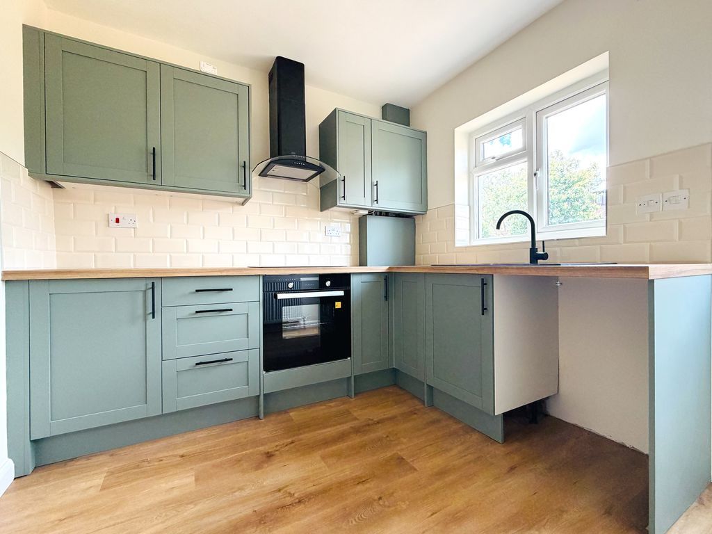 Property photo 3 of 17 Photo 19