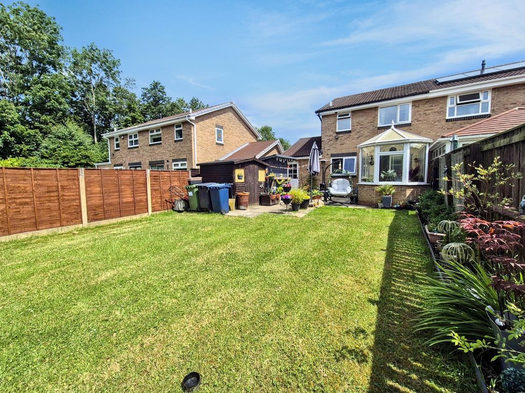 Property photo 3 of 25