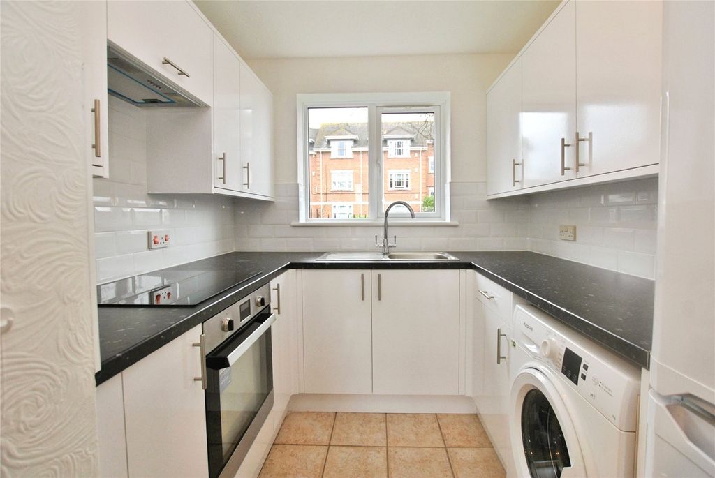 Property photo 2 of 5 Picture No. 08