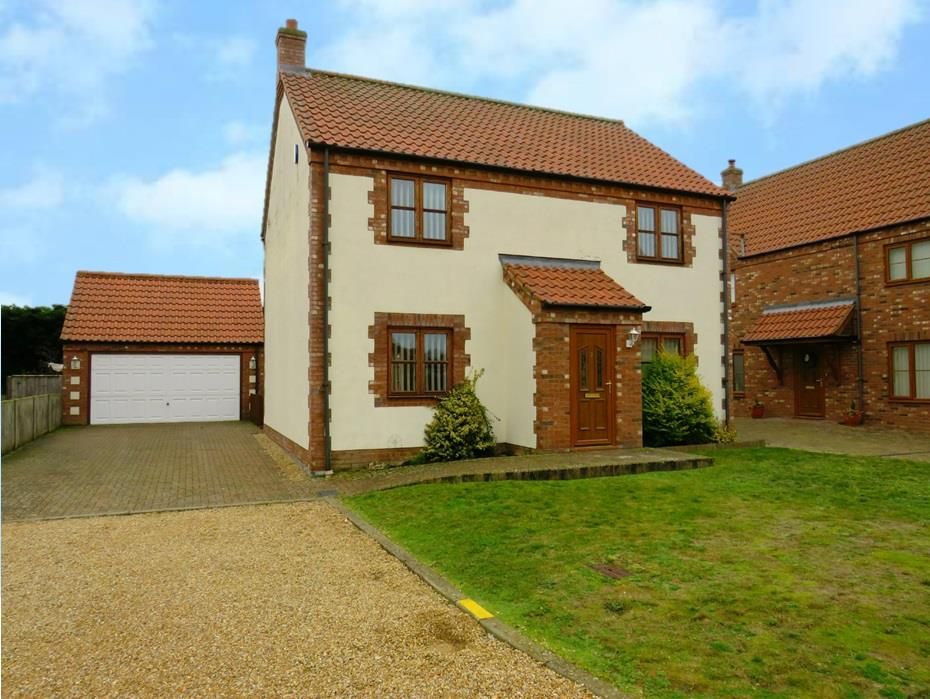 Property photo 1 of 17 Front