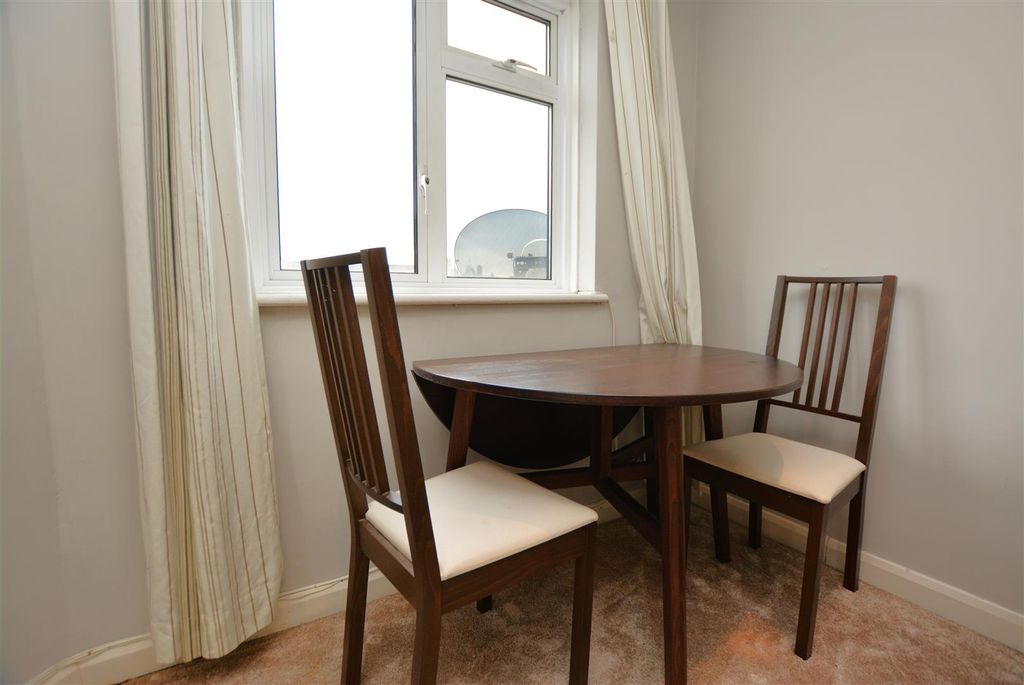 Property photo 3 of 15 Dining.Jpg