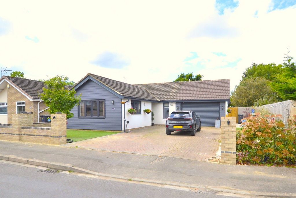 Property photo 1 of 14