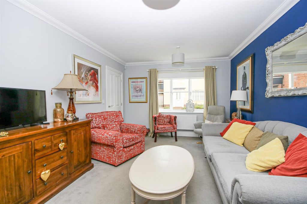 Property photo 3 of 25 11-Img_8592.Jpg