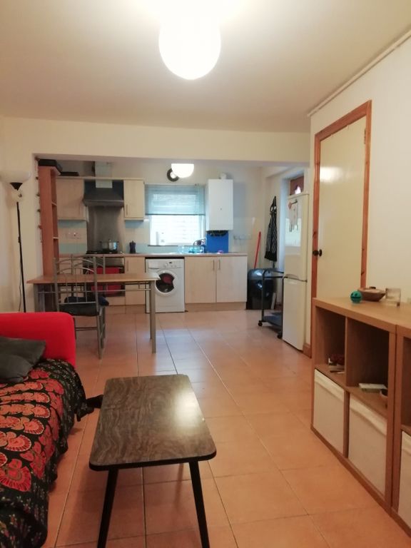 Property photo 1 of 13 190th/F1