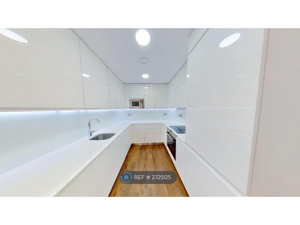 Property photo 3 of 15 Kitchen With Integrated Appliances