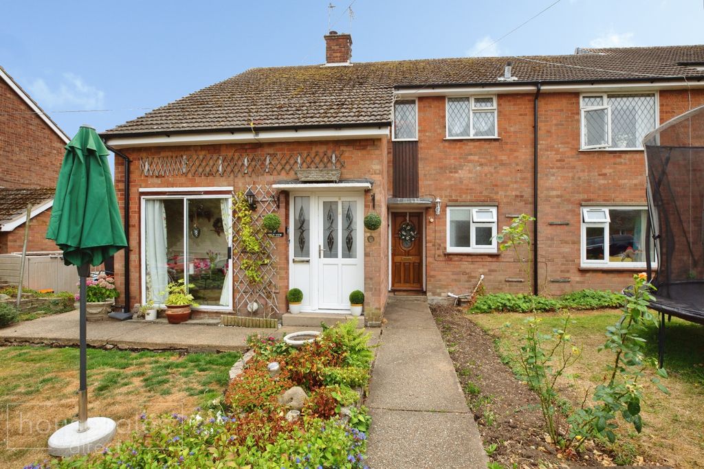 Property photo 1 of 8