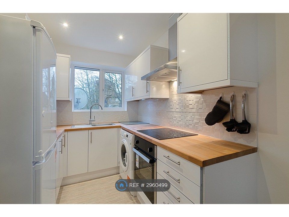 Property photo 1 of 9 Kitchen View 3