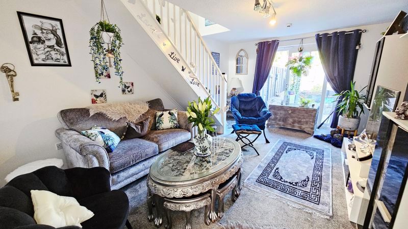 Property photo 3 of 17 Photo 3