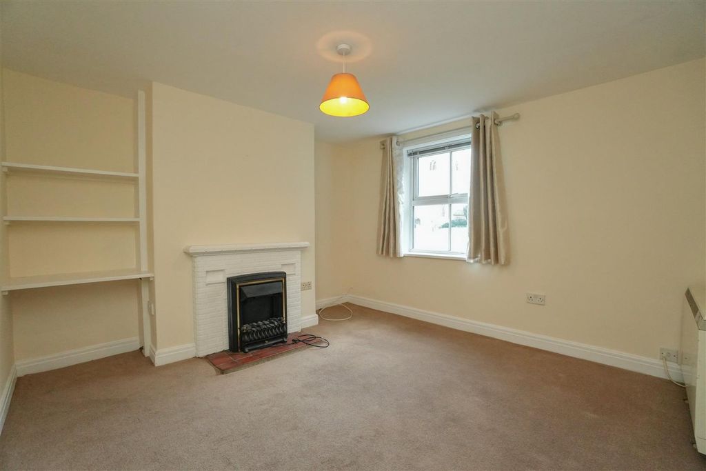 Property photo 2 of 13 Living Room