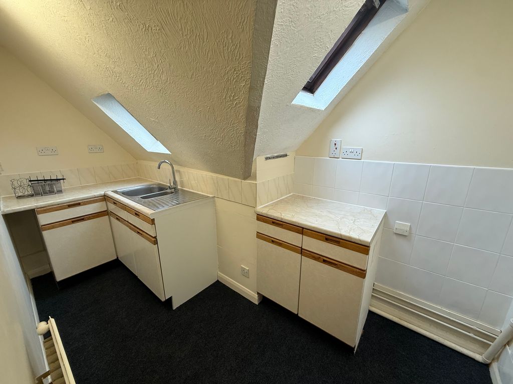 Property photo 3 of 11 Bedroom