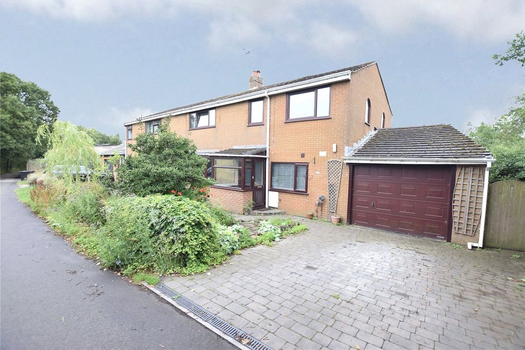 Property photo 1 of 19 Picture No. 23