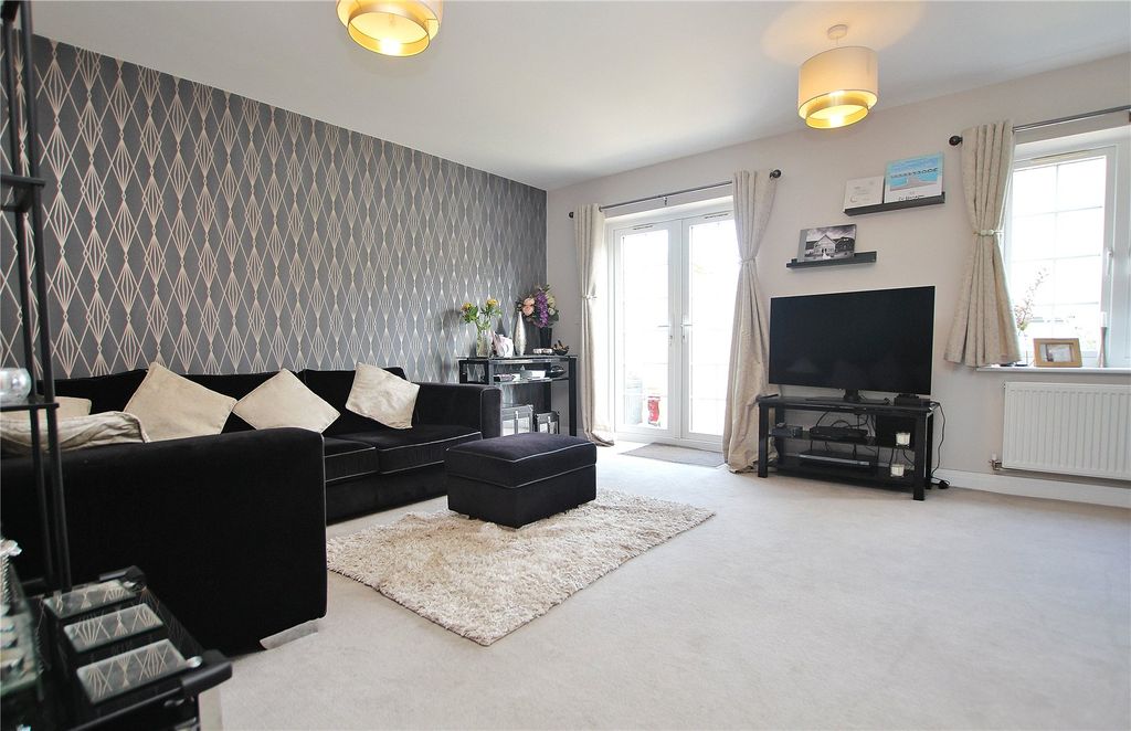 Property photo 3 of 15 Picture No. 21