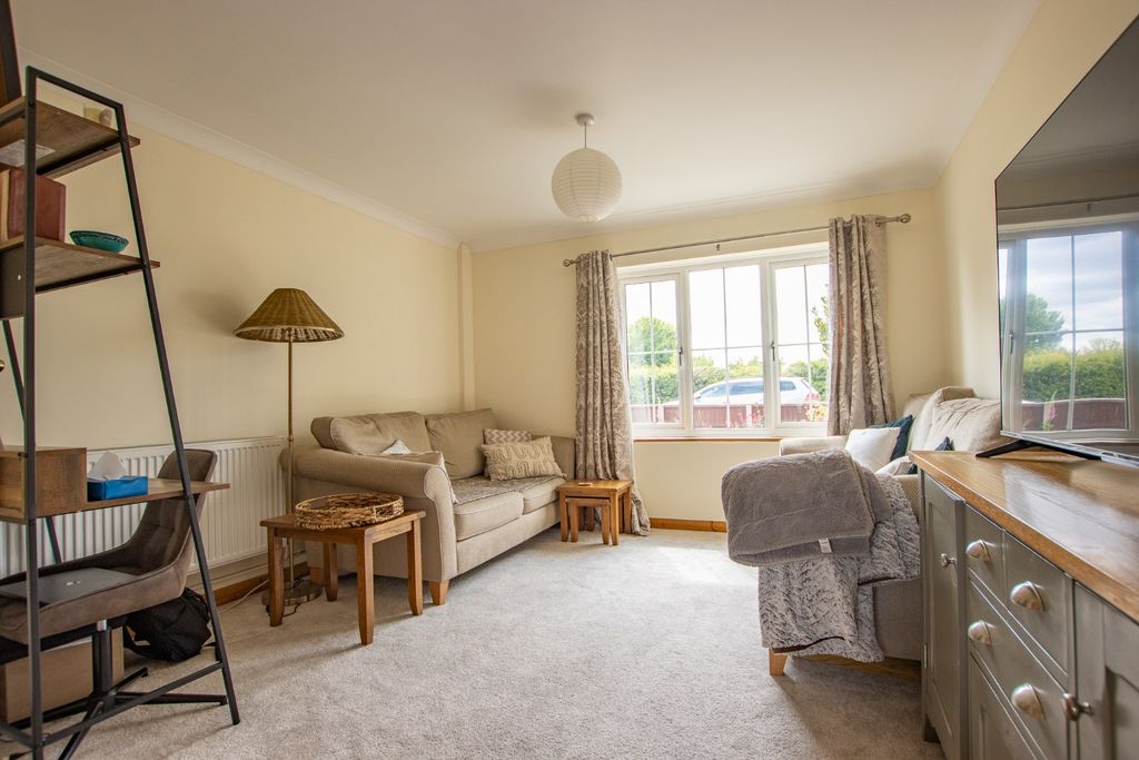 Property photo 2 of 21 5138088