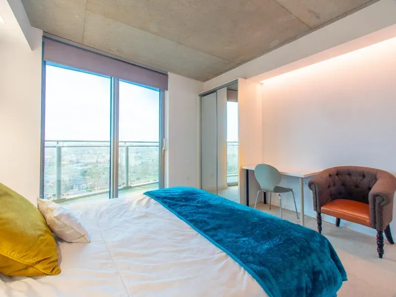 Property photo 3 of 8