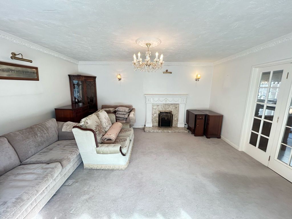 Property photo 2 of 21