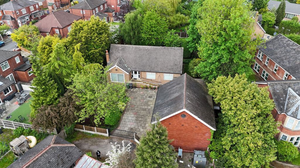 Property photo 1 of 25