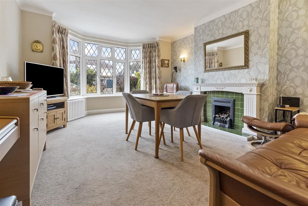 Property photo 3 of 29 24 West Park Lane-001.Jpg