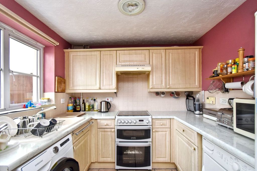 Property photo 3 of 15