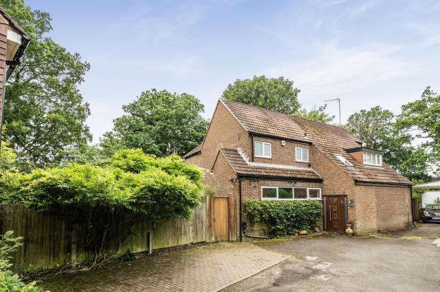 Property photo 1 of 23 External View