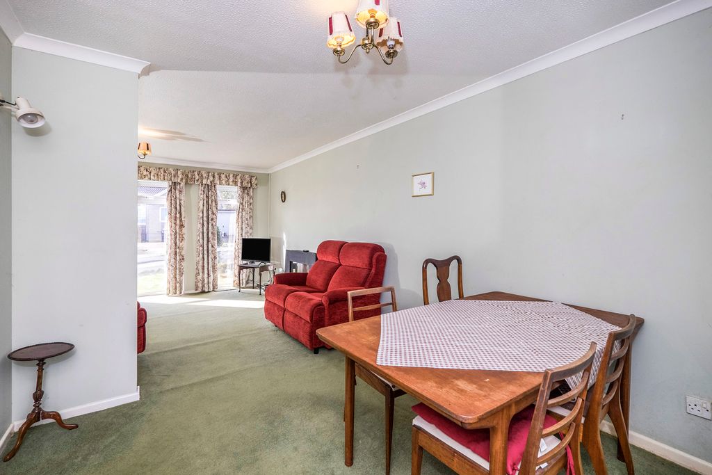 Property photo 2 of 20 Pbox-Img.Jpg