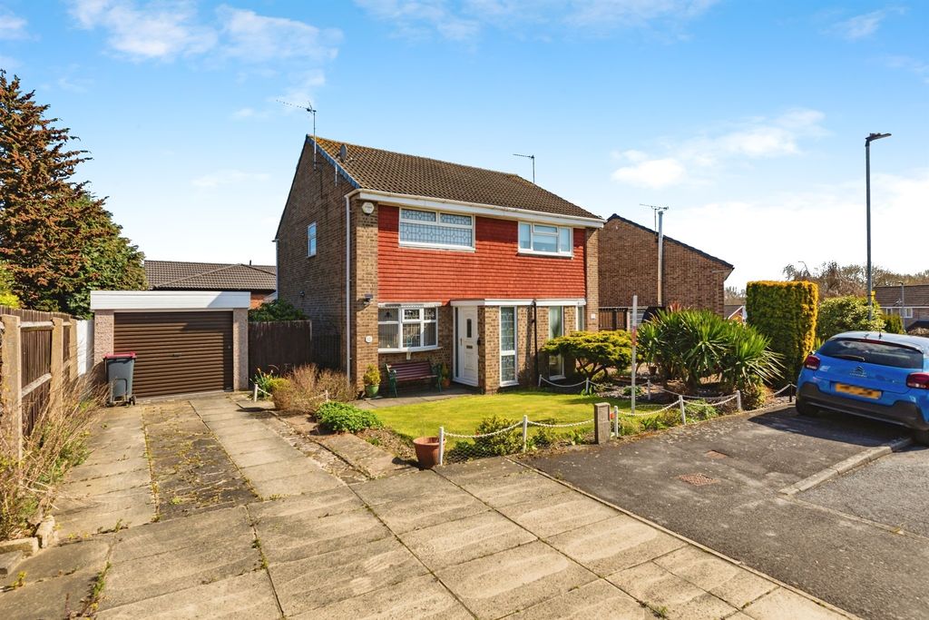 Property photo 1 of 13