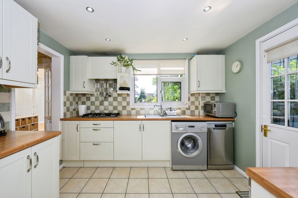 Property photo 2 of 18 Pbox-Img.Jpg