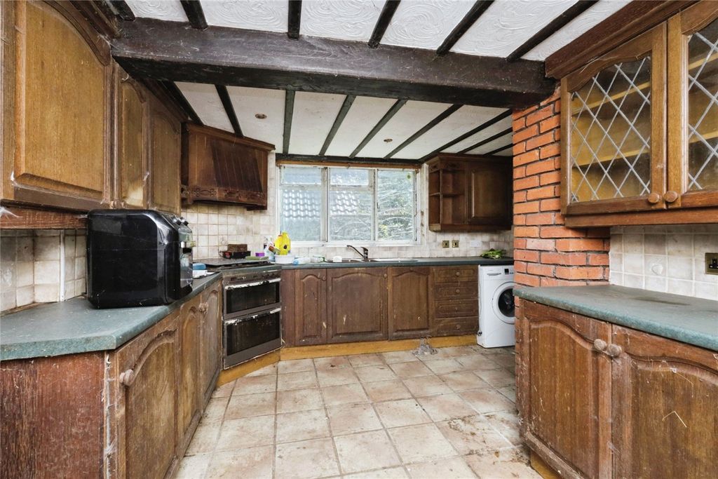 Property photo 2 of 13 Picture No. 16