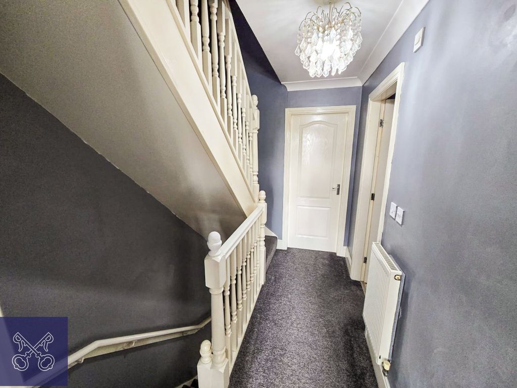 Property photo 3 of 28 Picture No. 39