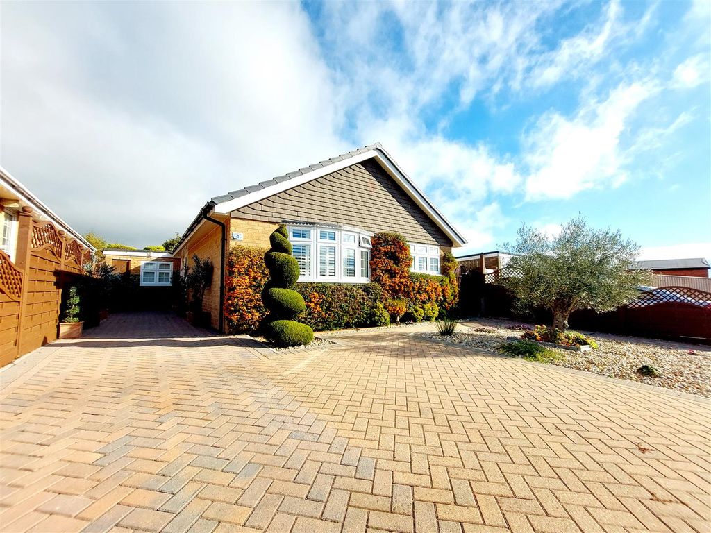 Property photo 1 of 16 Front Elevation